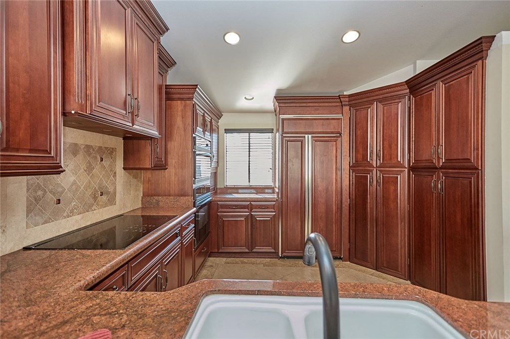 7339 Marina Pacifica Drive Long Beach, CA 90803 - Photo 33 of 46