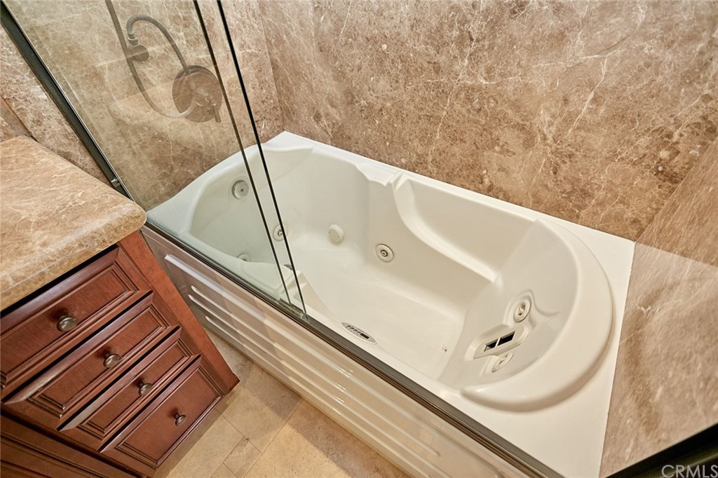 7339 Marina Pacifica Drive Long Beach, CA 90803 - Photo 5 of 46