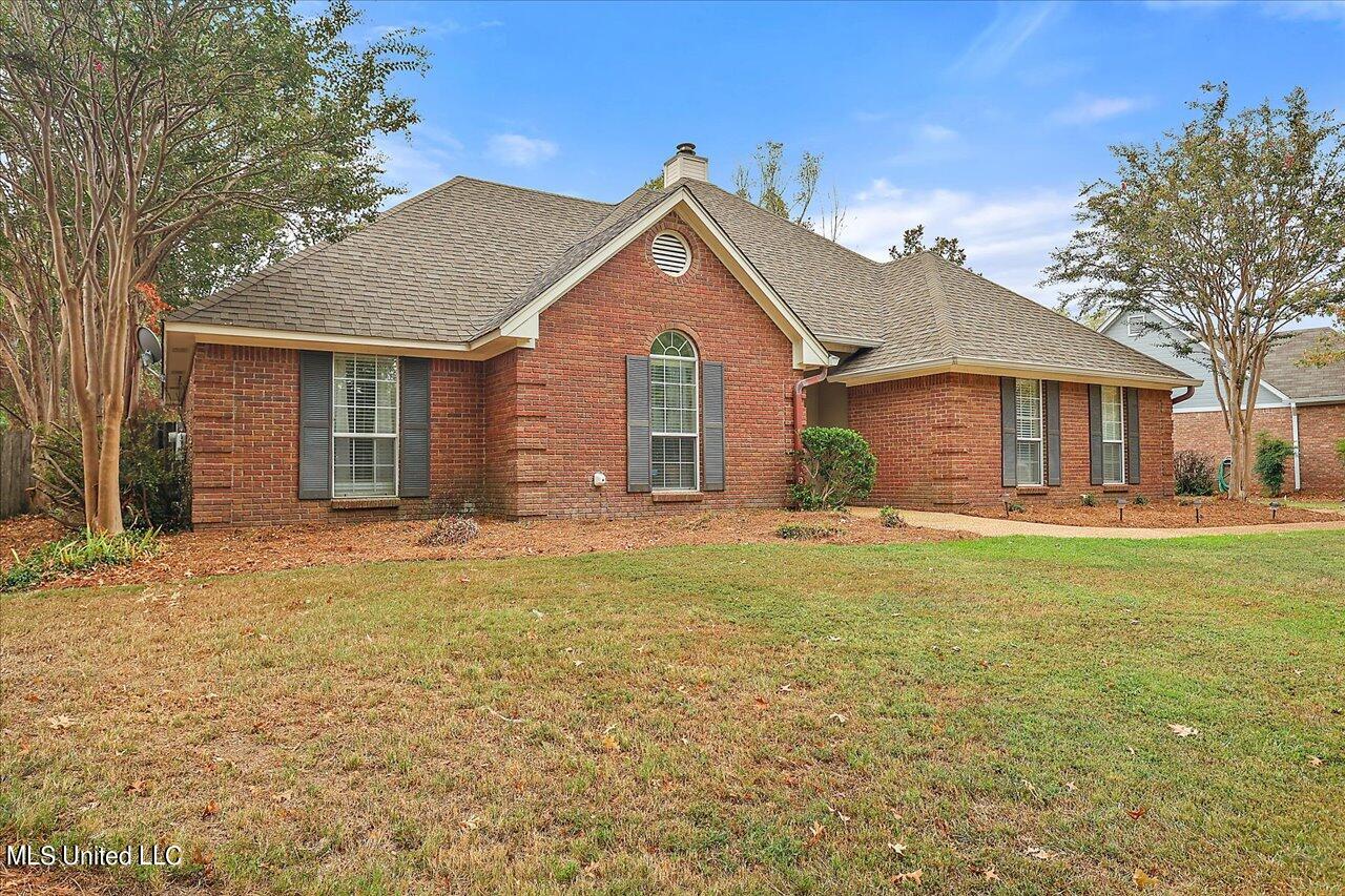 533 Spring Hill Drive Madison, MS 39110 - Photo 1 of 33 01-533 Spring Hill Dr