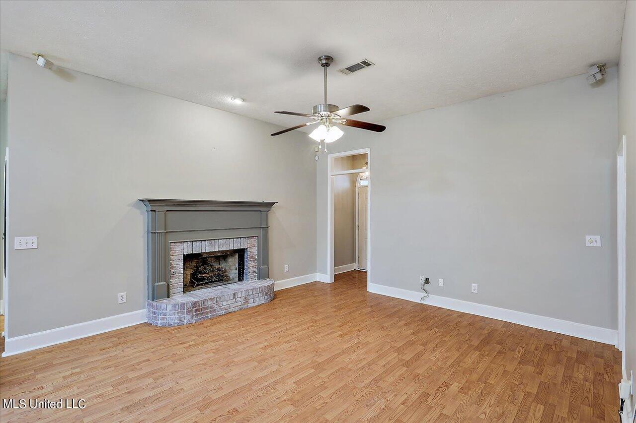 533 Spring Hill Drive Madison, MS 39110 - Photo 8 of 33 08-533 Spring Hill Dr