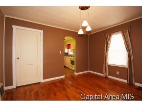 2421 Holmes Avenue Springfield, IL 62704 - Photo 12 of 22