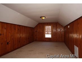2421 Holmes Avenue Springfield, IL 62704 - Photo 15 of 22