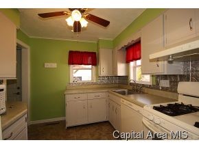 2421 Holmes Avenue Springfield, IL 62704 - Photo 9 of 22