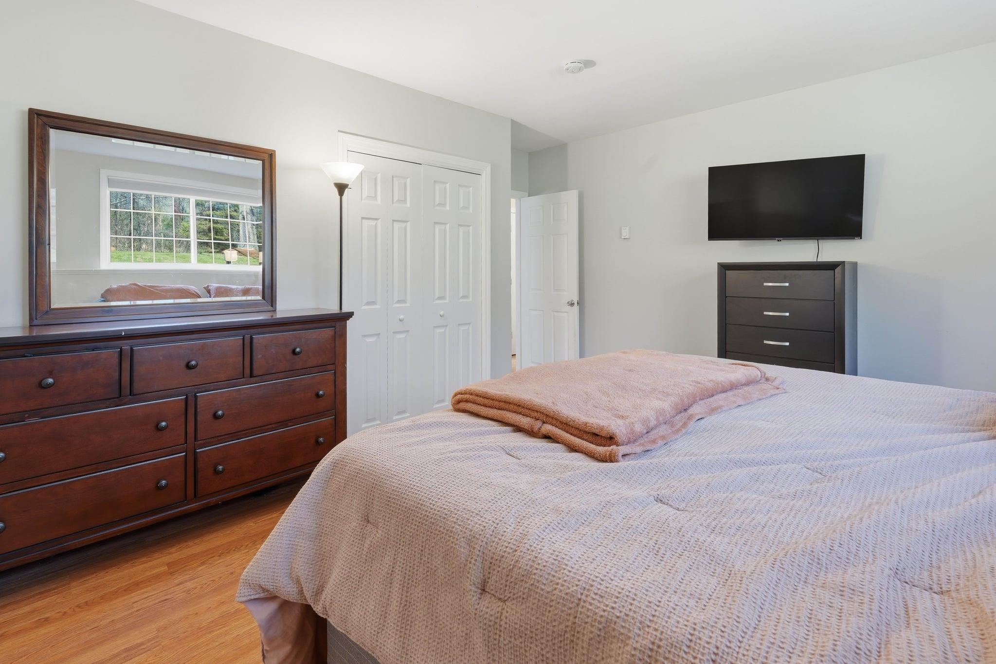 32 Tallant Road Pelham, NH 03076 - Photo 34 of 41 Gallery Image 34
