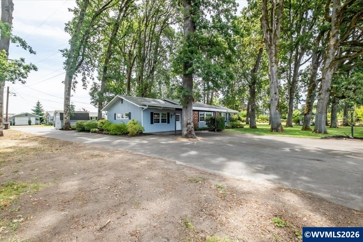 34361 Riverside Drive Albany, OR 97321 - Photo 2 of 50