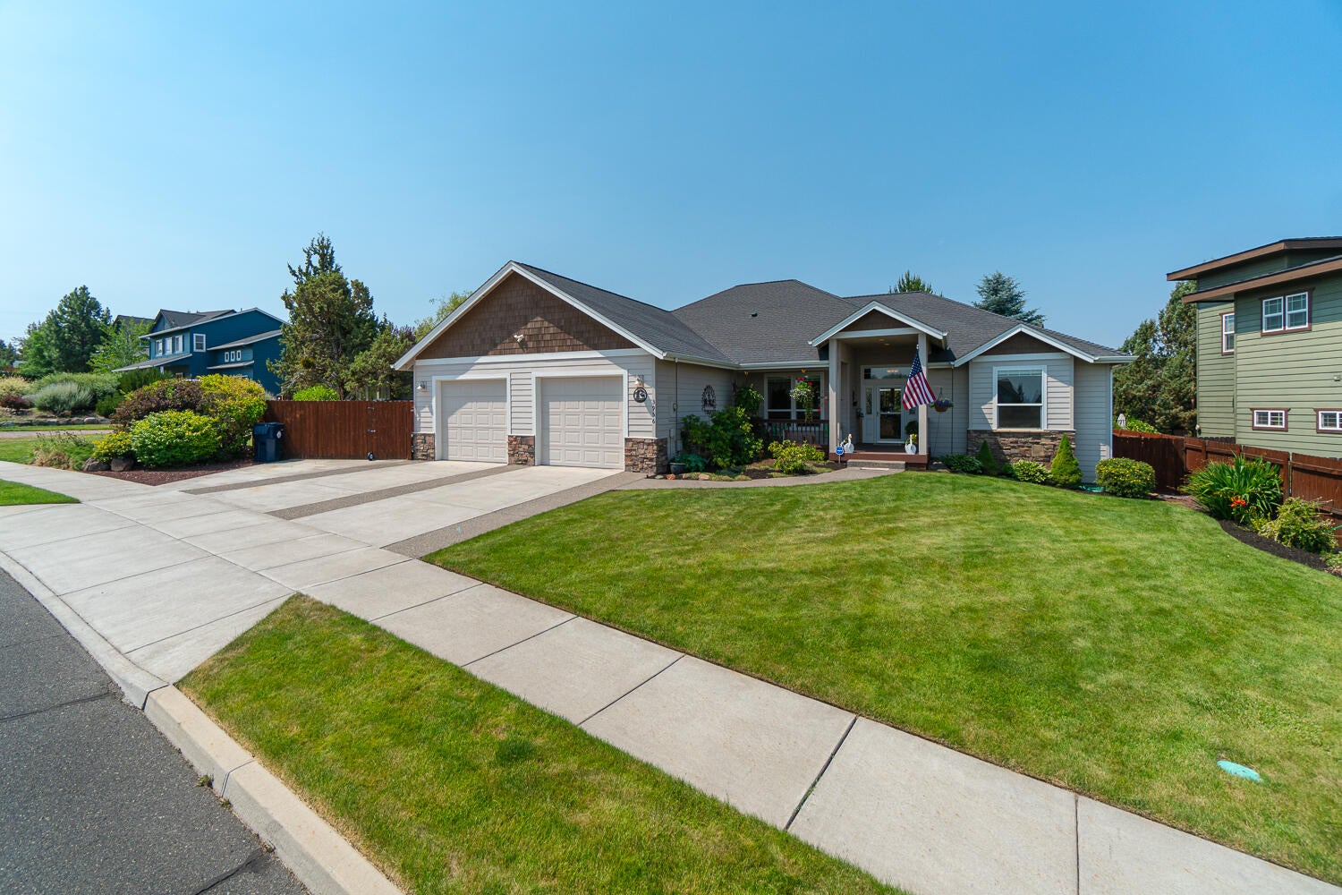 3956 Southwest Timber Avenue Redmond, OR 97756 - Photo 3 of 54 Quiet Street