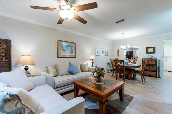 $199,000 | 2238 Lark Circle West, Unit D, Palm Harbor, FL 34684