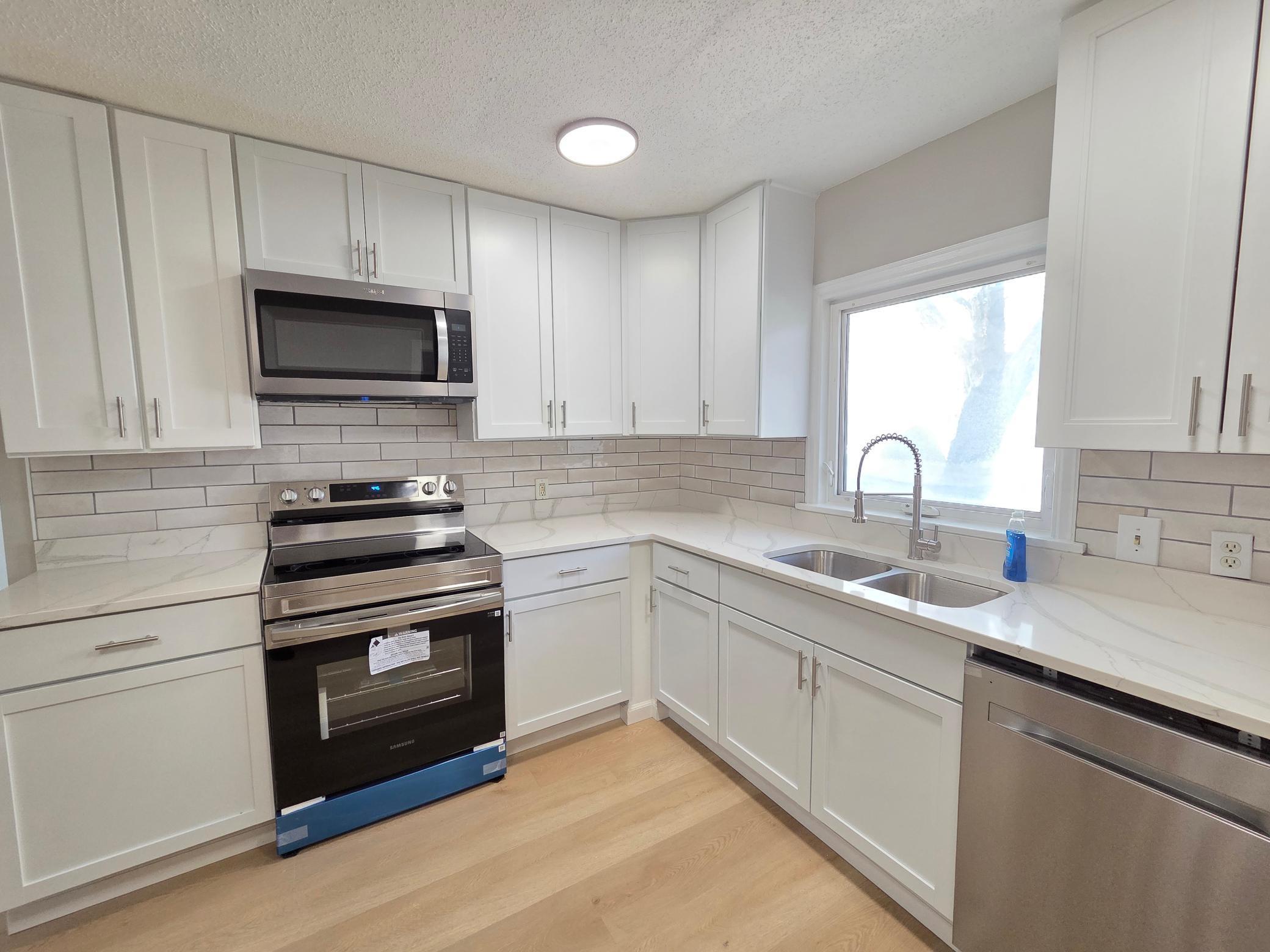 712 Maple Street West Stillwater, MN 55082 - Photo 7 of 23