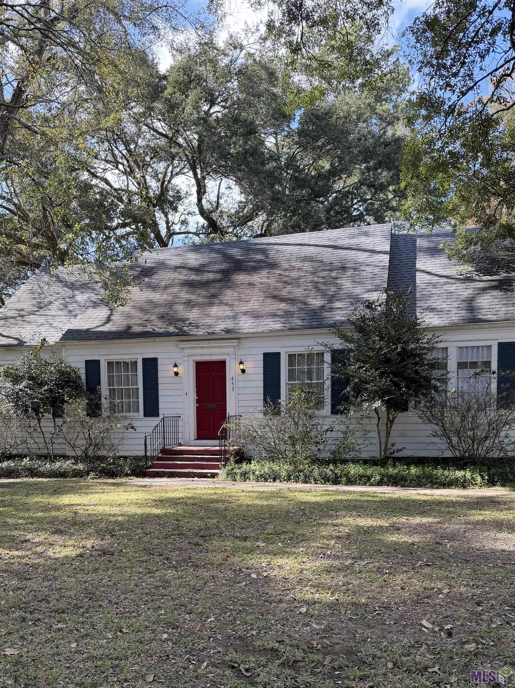 657 Sunset Boulevard Baton Rouge, LA 70808 - Photo 2 of 15