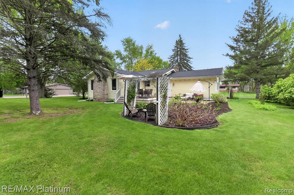 139 Edgemont Drive Howell, MI 48855 - Photo 58 of 62