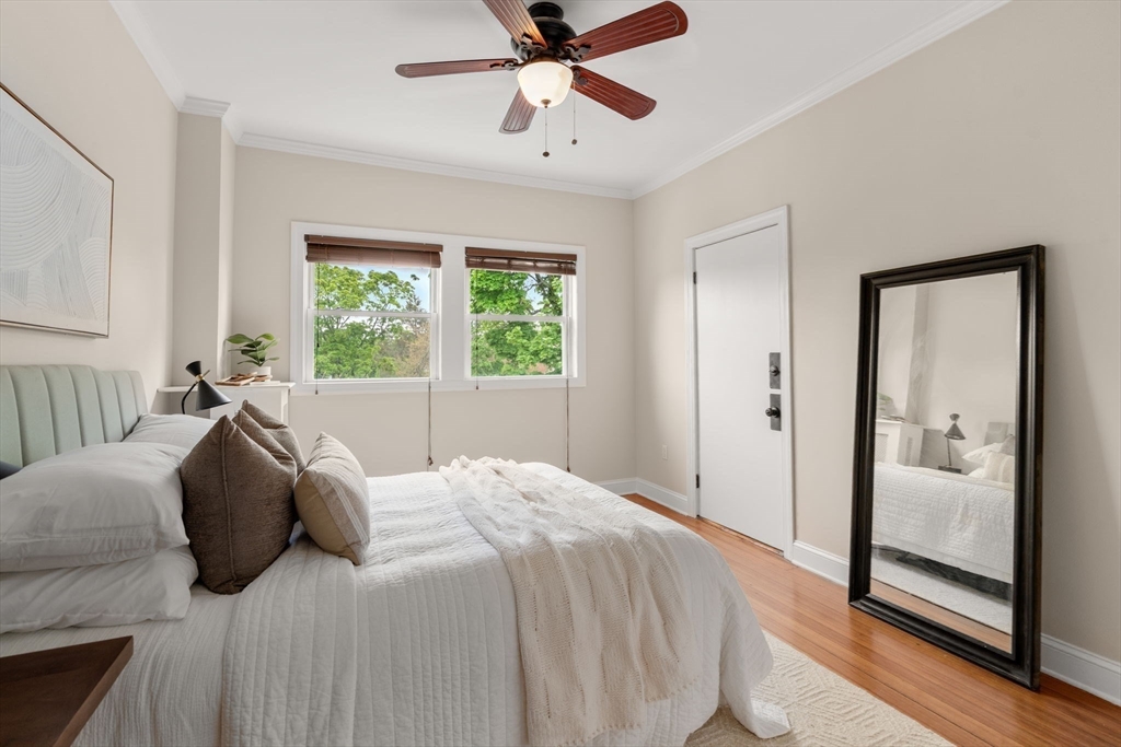 14 Linden Street, Unit 7 Brookline, MA 02445 - Photo 19 of 24