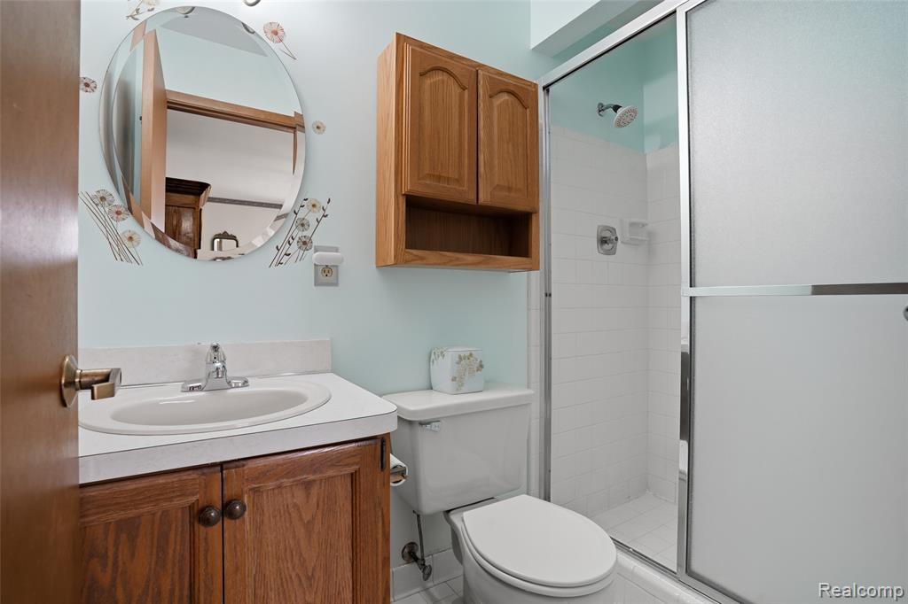1669 Snowden Circle Rochester Hills, MI 48306 - Photo 24 of 32