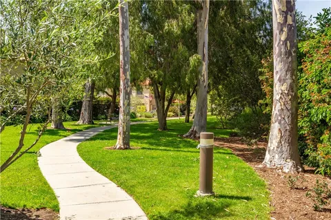 $1,499,000 | 5748 Madrid Lane, Long Beach, CA 90814