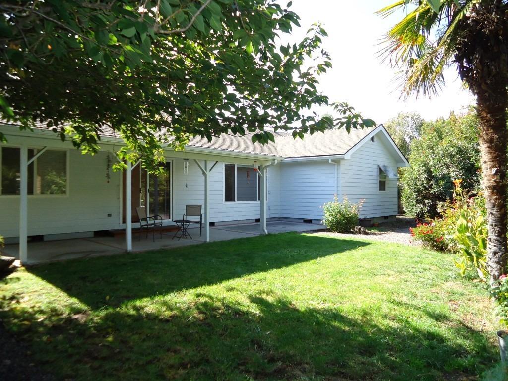 588 Brandon Street Central Point, OR 97502 - Photo 11 of 29 Additional Photo