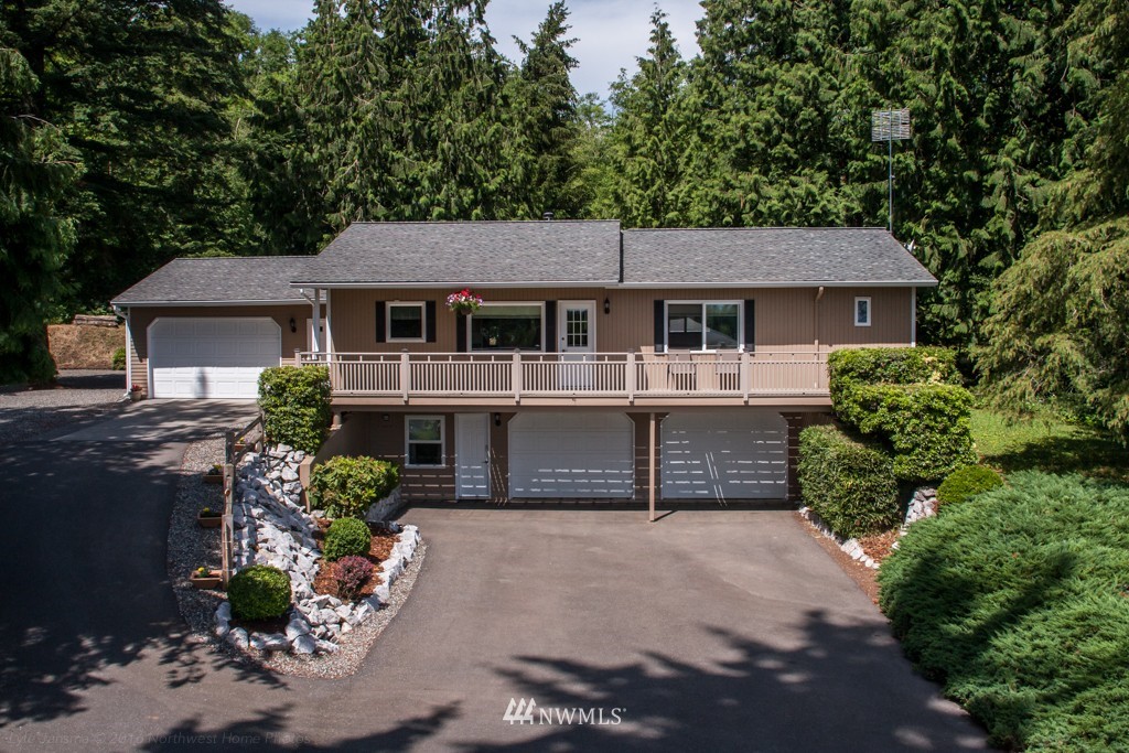 9363 Weidkamp Road Lynden, WA 98264 - Photo 2 of 25