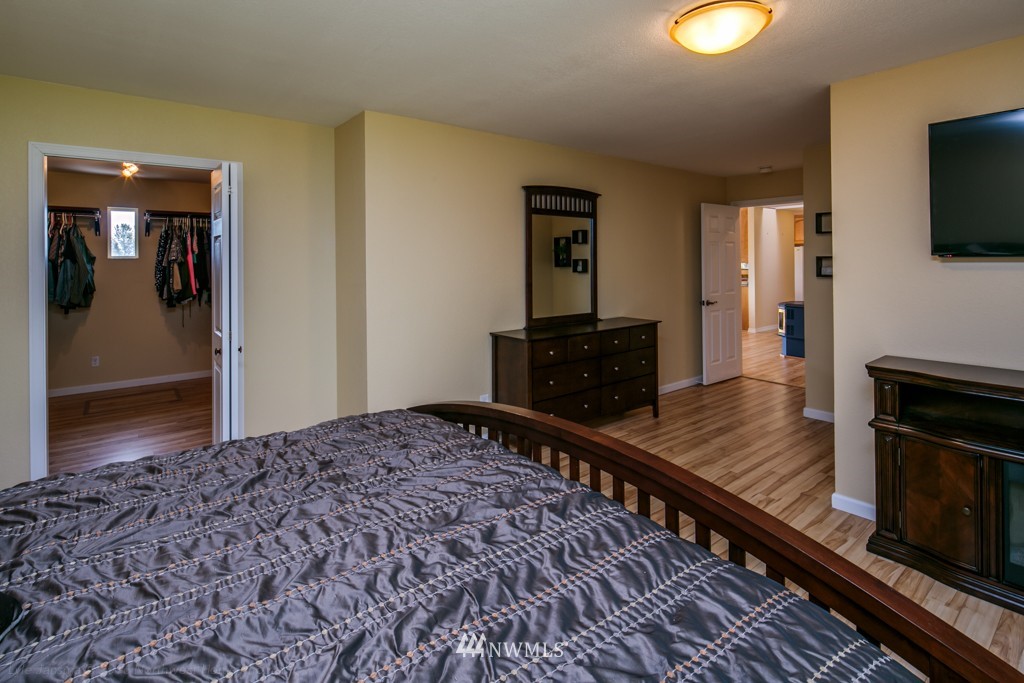 9363 Weidkamp Road Lynden, WA 98264 - Photo 11 of 25