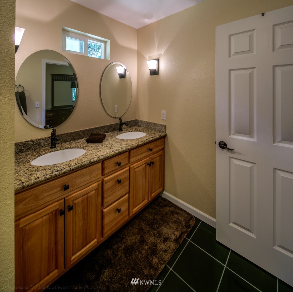 9363 Weidkamp Road Lynden, WA 98264 - Photo 12 of 25