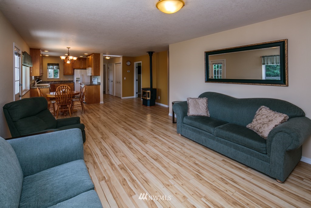 9363 Weidkamp Road Lynden, WA 98264 - Photo 4 of 25