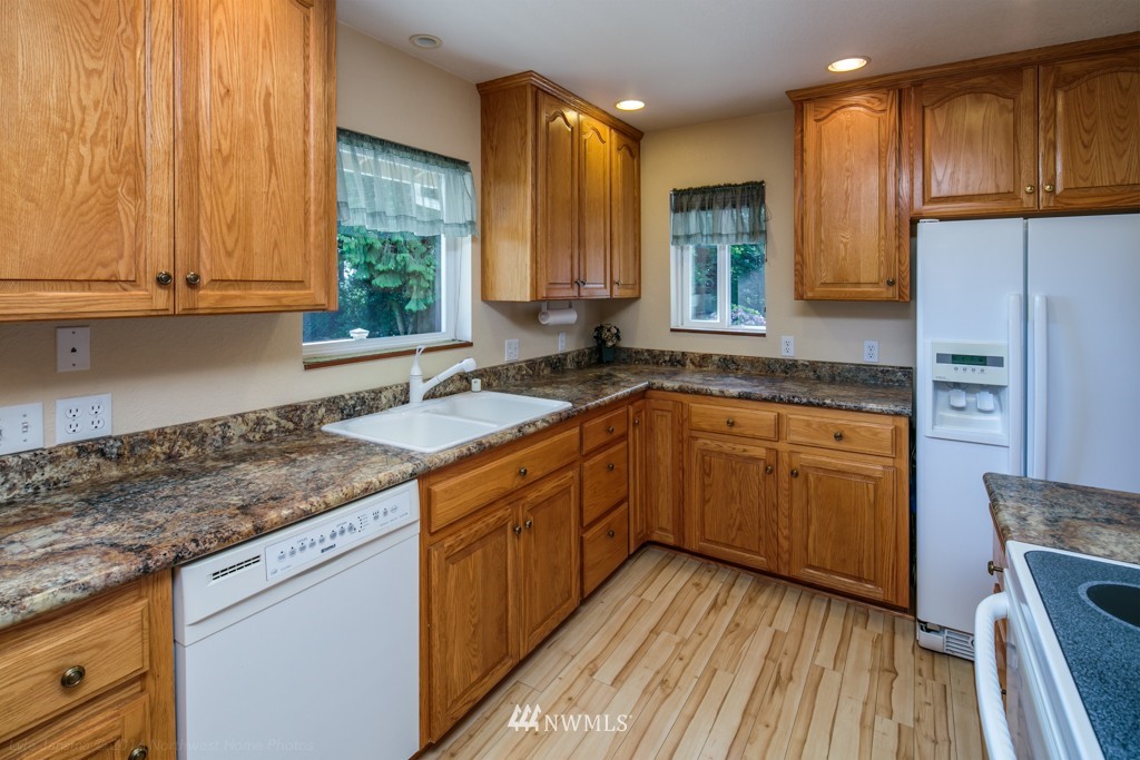 9363 Weidkamp Road Lynden, WA 98264 - Photo 7 of 25