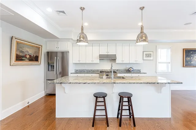 $2,350,000 | 44 Wimbledon Circle, Portsmouth, RI 02871