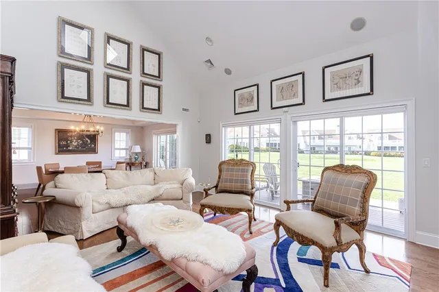 $2,350,000 | 44 Wimbledon Circle, Portsmouth, RI 02871