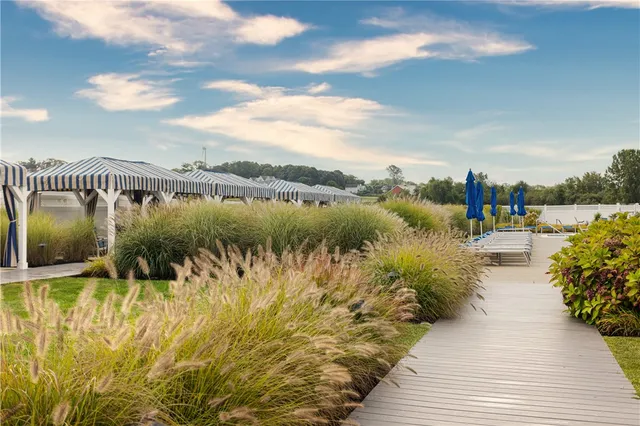 $2,350,000 | 44 Wimbledon Circle, Portsmouth, RI 02871