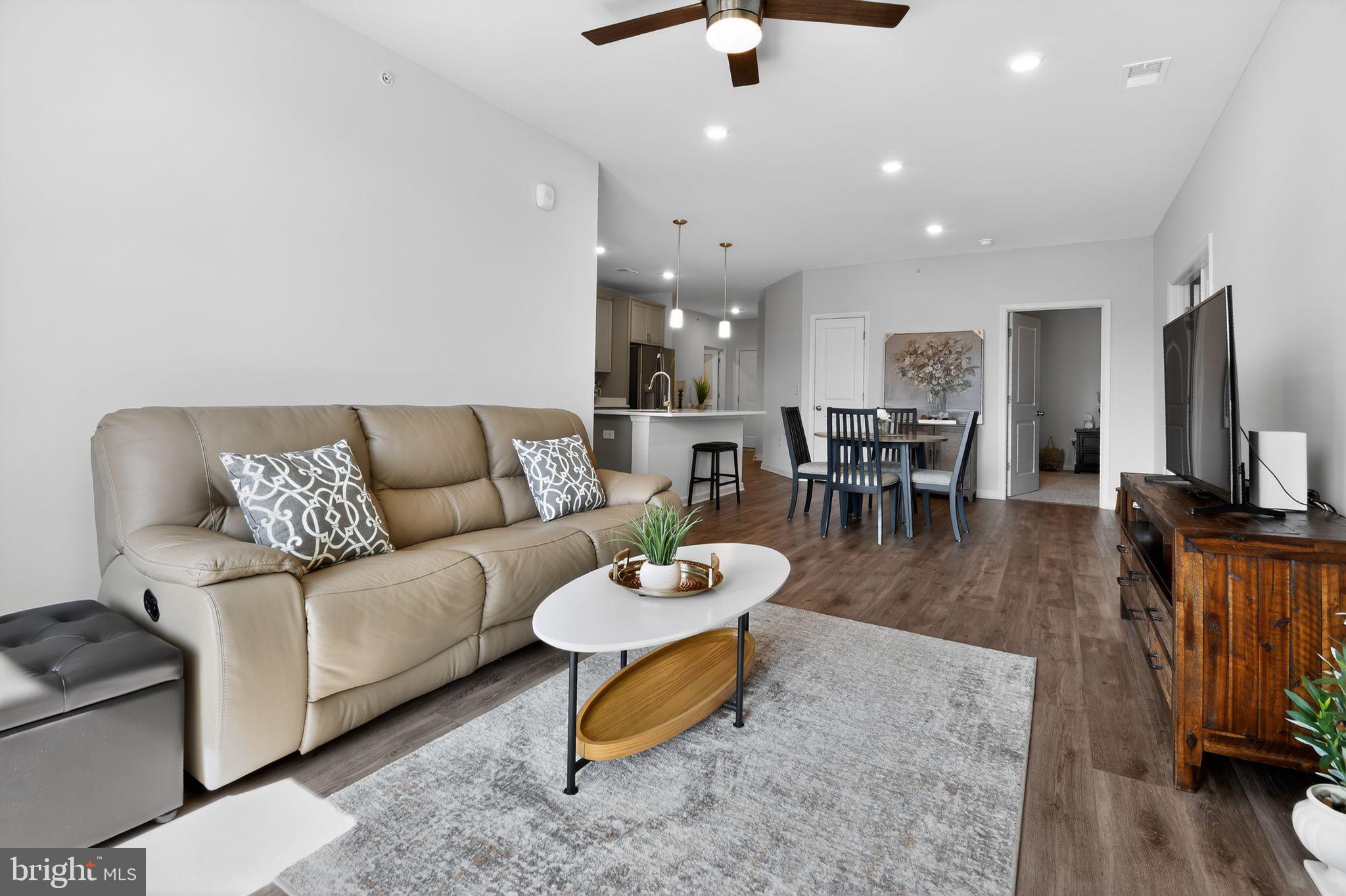 4007 Seaside Alder Road, Unit 8407 Bowie, MD 20720 - Photo 11 of 32 Living Room