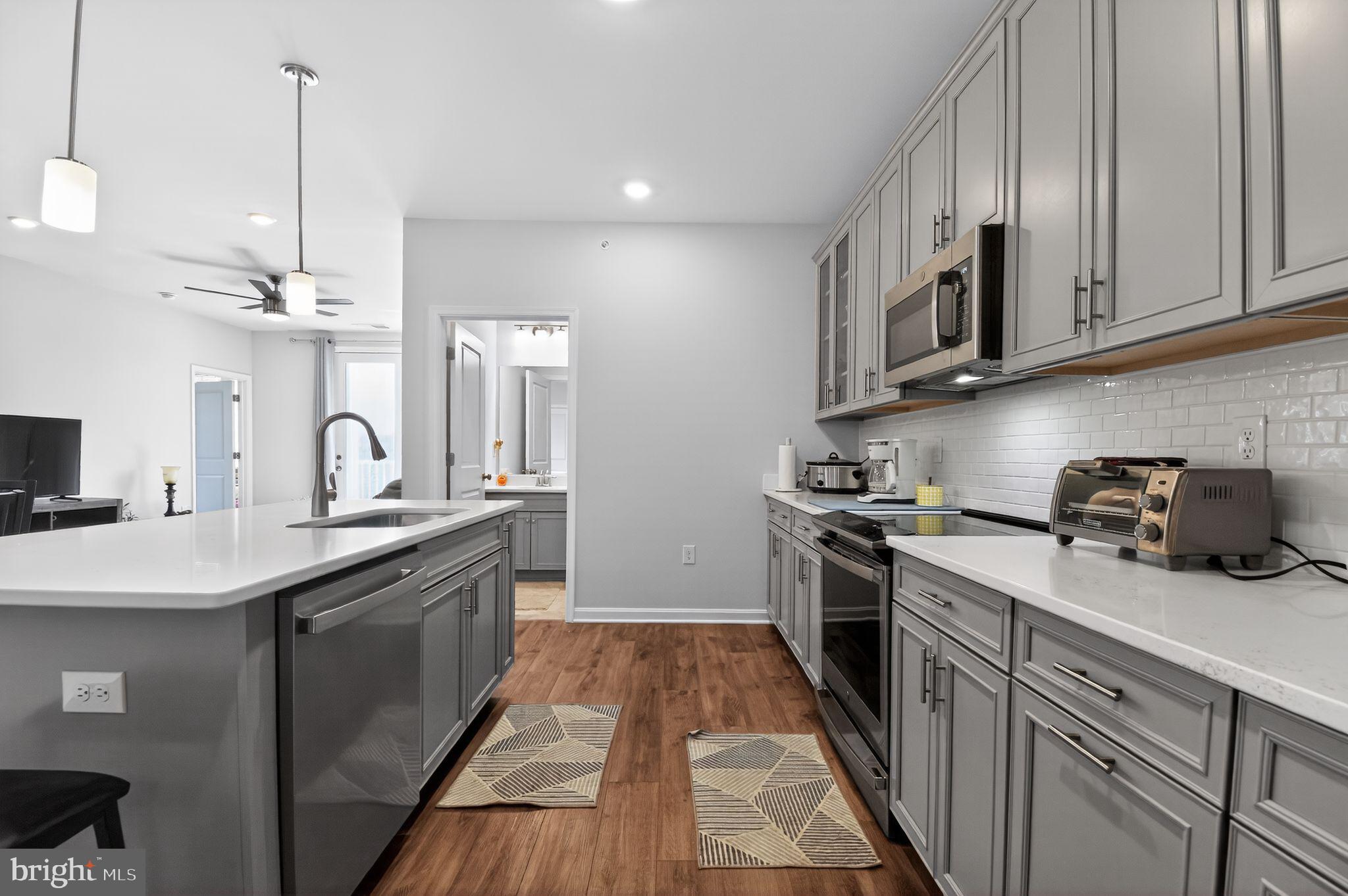 4007 Seaside Alder Road, Unit 8407 Bowie, MD 20720 - Photo 13 of 32 Kitchen