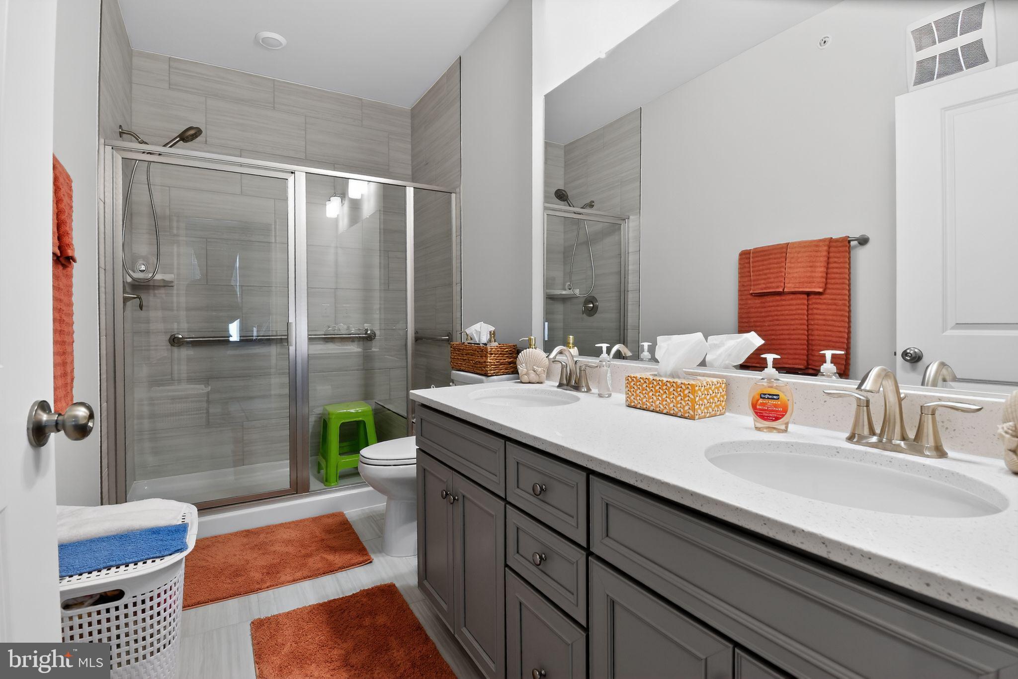 4007 Seaside Alder Road, Unit 8407 Bowie, MD 20720 - Photo 25 of 32 Primary Bathroom Ensuite