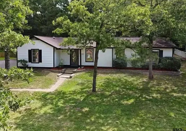 $299,000 | 309 Lakeview Drive, Hideaway, TX 75771