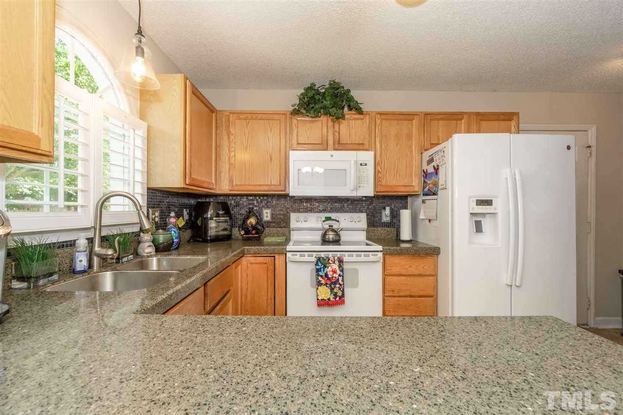 4232 Knightsbridge Way Raleigh, NC 27604 - Photo 2 of 13