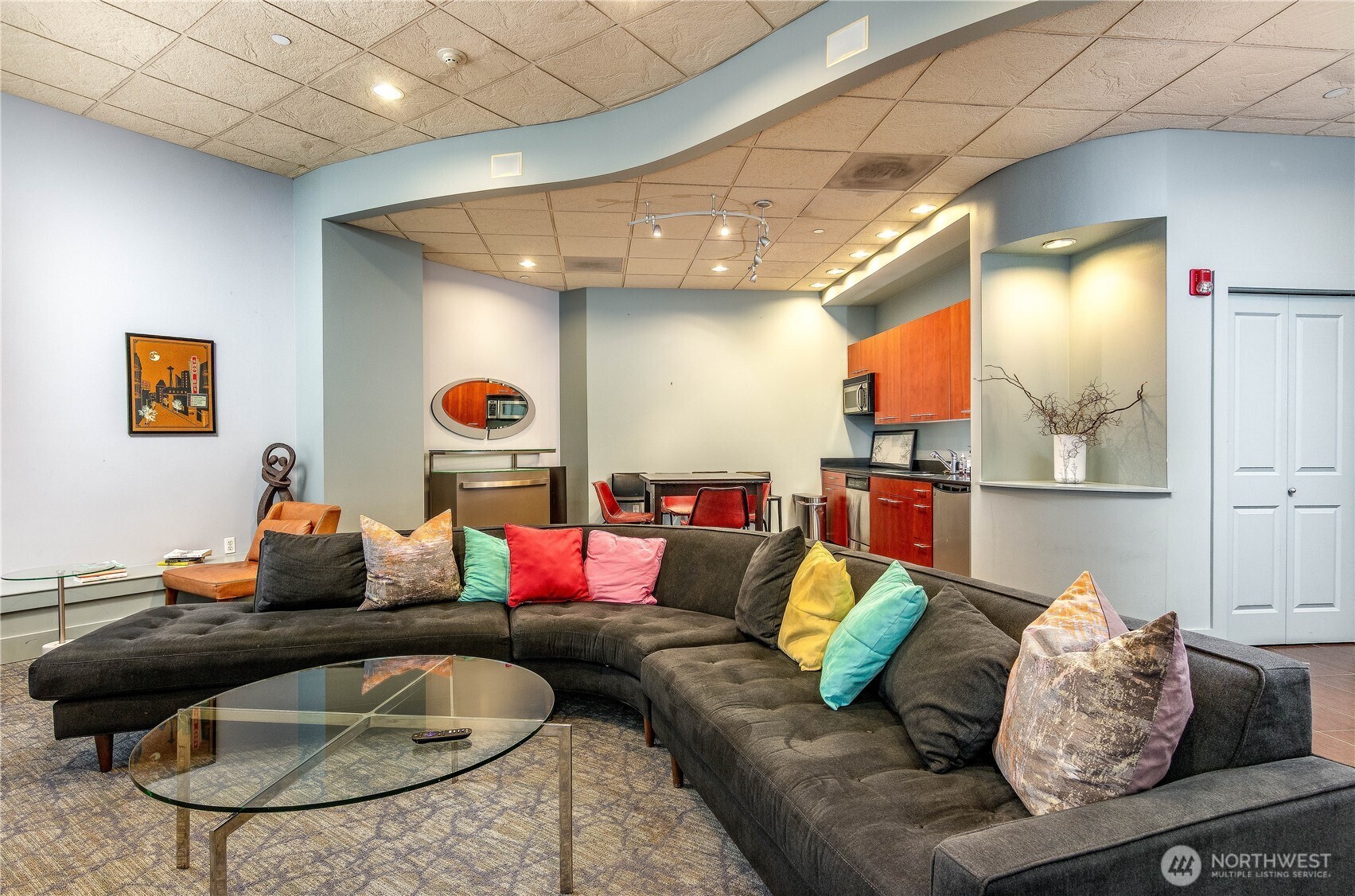 159 Denny Way, Unit 214 Seattle, WA 98109 - Photo 3 of 16