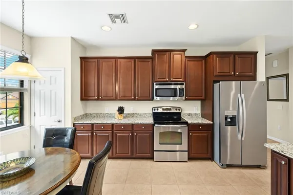 $2,300 | 3742 Pino Vista Way, Unit 4, Estero, FL 33928