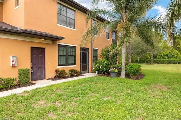 $2,300 | 3742 Pino Vista Way, Unit 4, Estero, FL 33928