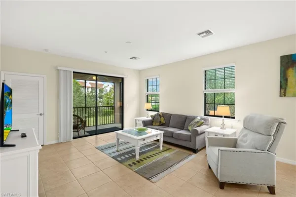 $2,300 | 3742 Pino Vista Way, Unit 4, Estero, FL 33928