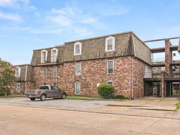 $49,900 | 6320 Riverside Drive, Unit 147, Metairie, LA 70003