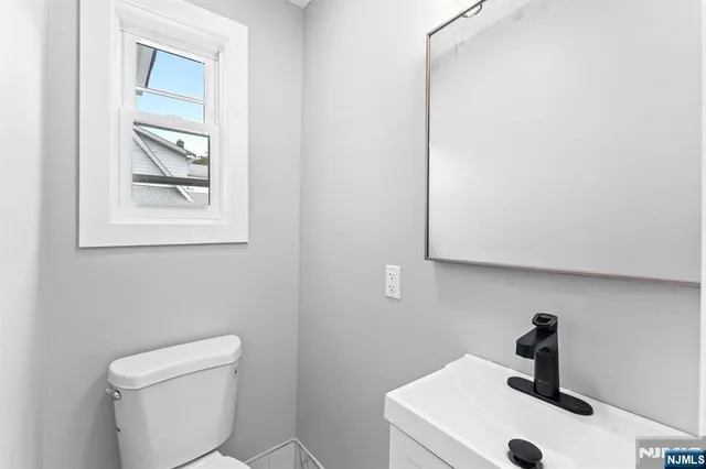 a bathroom with a toilet