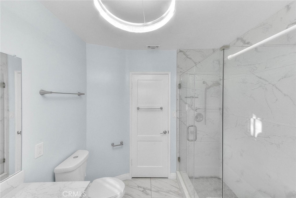 537 Jamestown Road Burbank, CA 91504 - Photo 48 of 75 Gallery Image 48