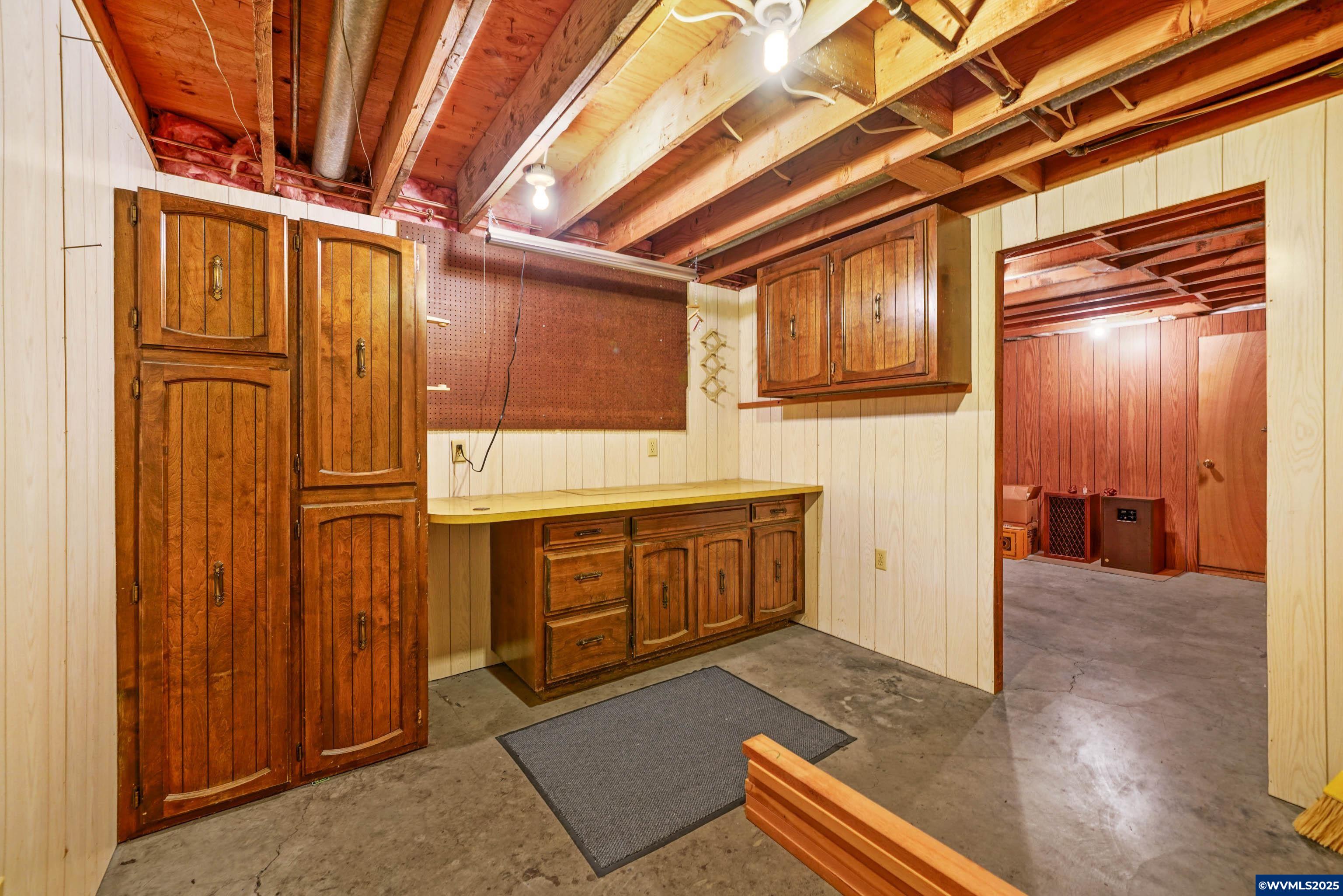 1320 Northwest Gibson Hill Road Albany, OR 97321 - Photo 44 of 49 Gallery Image 44