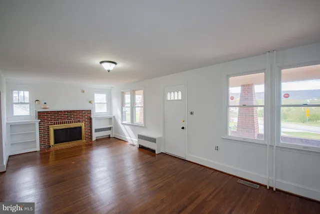 $599,900 | 4535 Arden Nollville Road, Martinsburg, WV 25403