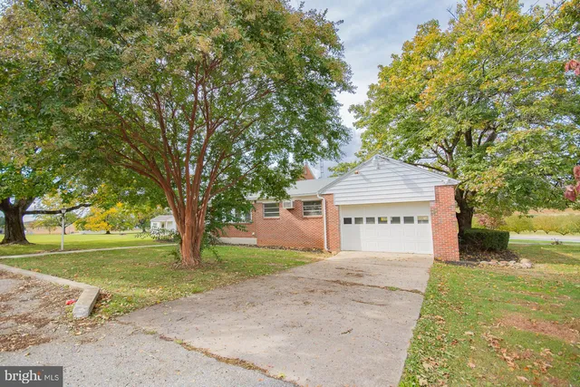 $599,900 | 4535 Arden Nollville Road, Martinsburg, WV 25403