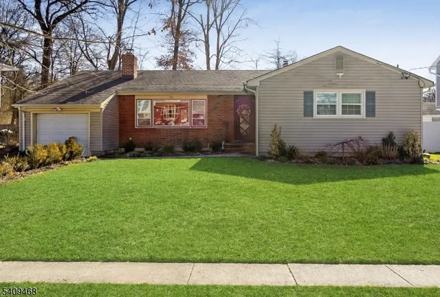 $725,000 | 16 Canterbury Drive, Scotch Plains, NJ 07076