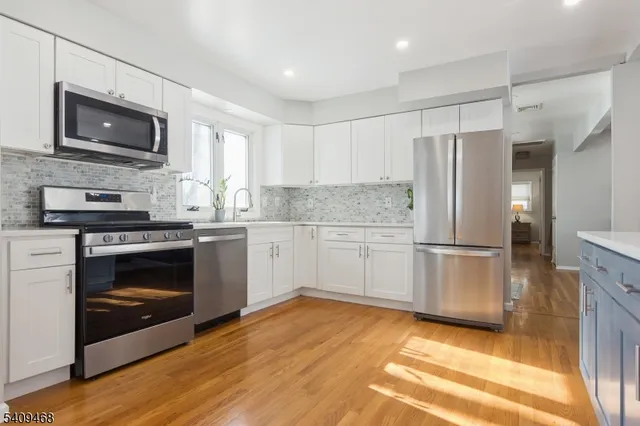 $725,000 | 16 Canterbury Drive, Scotch Plains, NJ 07076