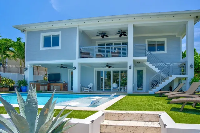 $3,499,000 | 145 Venetian Drive, Islamorada, FL 33036