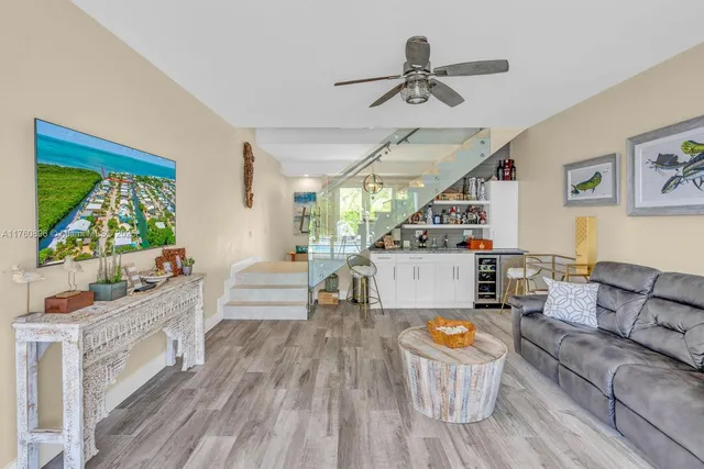 $3,499,000 | 145 Venetian Drive, Islamorada, FL 33036