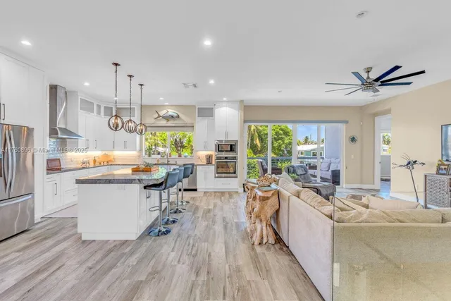 $3,499,000 | 145 Venetian Drive, Islamorada, FL 33036