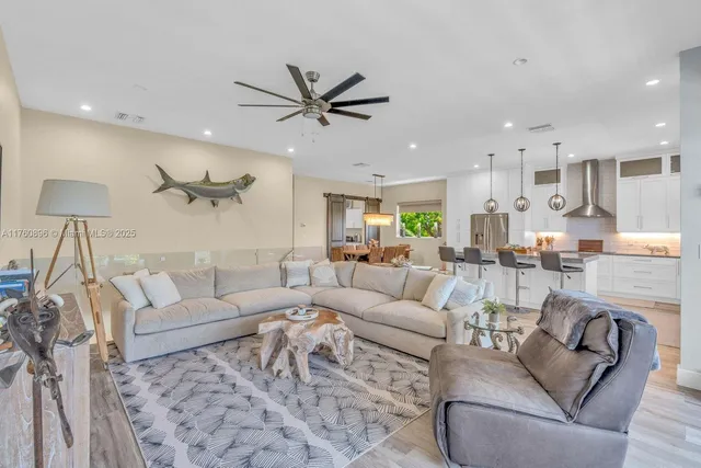 $3,499,000 | 145 Venetian Drive, Islamorada, FL 33036