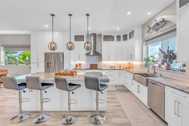 $3,499,000 | 145 Venetian Drive, Islamorada, FL 33036