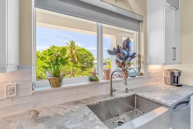 $3,499,000 | 145 Venetian Drive, Islamorada, FL 33036