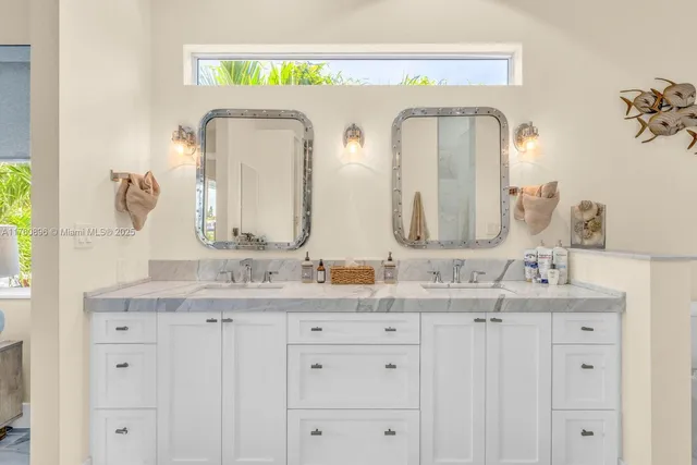 $3,499,000 | 145 Venetian Drive, Islamorada, FL 33036